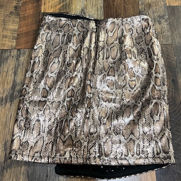 Zara Gold Sequins Cheetah Print Mini Skirt - Picture 2 of 7